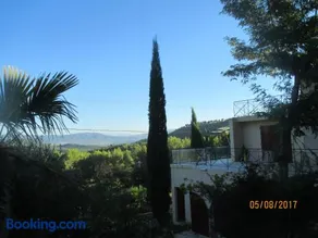Villa Boulou - Image 1