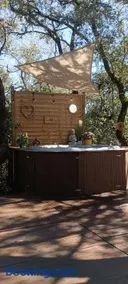 Évasion en pleine nature, Tipi insolite et Jacuzzi au Pont du Gard ! - Image 2