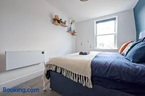 The Navy House | Luxury Family Apartment - Image 2
