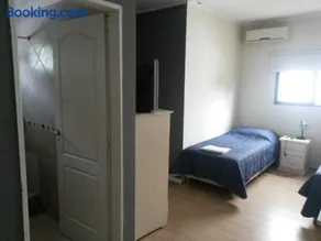 Kin Hotel - Image 1