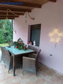 Cottage House - Image 2