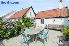 Cozy Fishermans House Near The Sea - Image 1