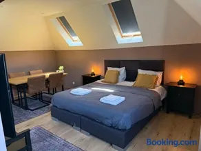 D10 Apartments - Image 2