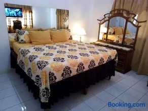 Fully Secured Gated 2BR Home in cdHome in Caribbean Estate - Image 4