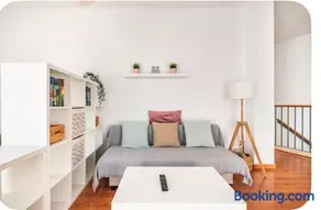 Apartamento luminoso en Espartinas Totalmente climatizado - Image 1