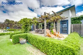 Pelican Point - 70D Thorpe Road Clayton Bay - Image 2
