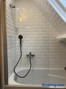 2 pièces les écuries du château - Image 5