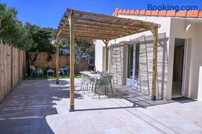 VILLA RIVA, terrasse plein sud, plage à pied, 4 à 6 personnes - Image 4