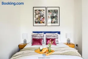 Doncaster Large Luxury 3 Bedroom House, Sleeps 8, City Centre, Racecourse, Free Parking, by EMPOWER HOMES - Image 4