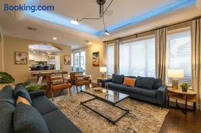 New Phoenix Claremont - Image 1