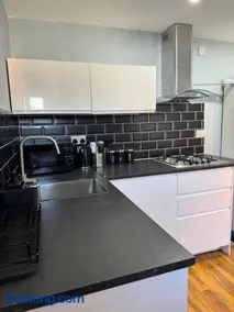 Newly built studio apartment - Image 3