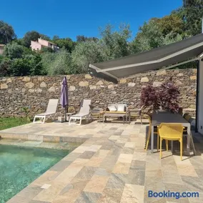Rez de villa avec piscine privée, wifi, jardin clôturé - Image 1