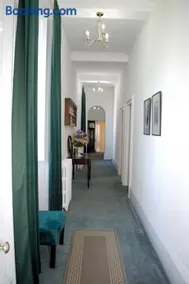 Collins House - Image 3