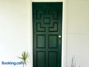 Bowerbird Cottage - Image 2