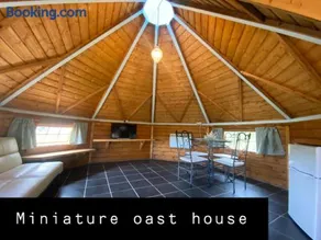 Miniature oast house - Image 4