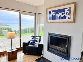 Sea Haven - My Tranquil Costal Retreat - Commanding Views - Image 4