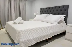 Liston Apartment - Image 2