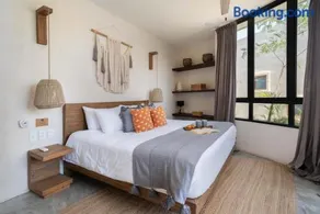 Bohemian Bliss Villa with Private Pool & Concierge 1A - Image 2