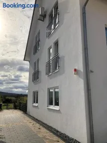 Stadtnahe Komfortferienwohnung für Familien und Geschäftsreisende - Image 2