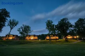 The Cedars Chalet on The Watauga River - Image 2