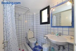 Icarus home - Image 1