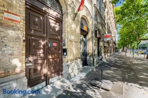Jozsef63 Apartment - Image 2