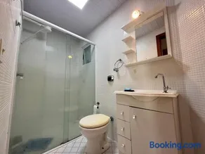 Apto 3 quartos sendo 1 suíte - Quadra Mar - Meia Praia - Image 2