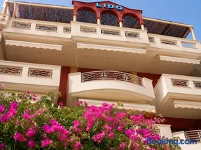 Lido Sea View Studios - Image 2
