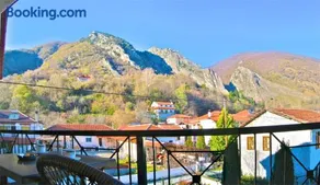 Guesthouse Lina - Image 1