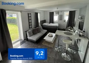 W1 - Kontaktloser 24h CHECK IN, W-LAN, Netflix, Parkplatz, Küche, Boxspring-Bett - Image 1