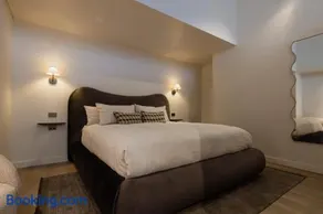 Sola Studios - Image 2