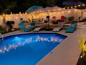 Luxury Private Getaway - Image 3