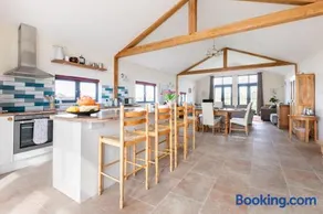 Leveret Lodge with secure garden for Dogs - Image 2