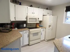 CONDO 101c - Image 2