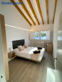Apartamentos el puente - Image 1