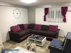 J&B LUX Apartment - Image 2