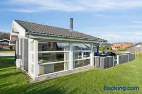 Seaview Cottage With Sauna Near The Beach - Image 4