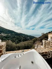 Lefteris Rooms - Image 4