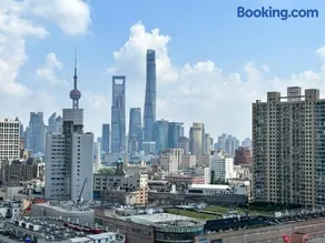 Shanghai Bund View Apartment - Image 1