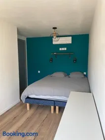 Loft industriel avec jacuzzi - Image 3
