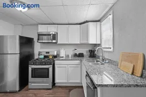 Affordable Indy Stay - Image 3