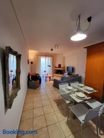 Dilion Guest Apartment - Image 5