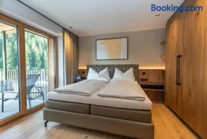 PRIVATE HOMES Alpin Spa Apartments - Image 2
