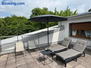 Apt Terrace & Garden near Como - Image 2