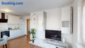 CROWN LIVING Design Apartment Dornbirn - zentral Gelegen, WLAN, kostenlosem Parkplatz und Self Check-in, ideal für Geschäftsreisende und Feriengäste - Image 2