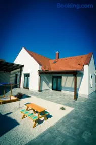 BONI Apartmanok - Image 1