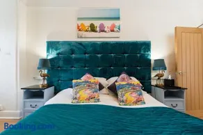 Sea view Ar Lan y Mor LUXURY APARTMENT - Image 5