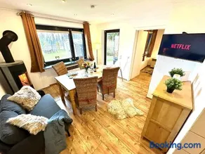 Gemütliches Alpenblick BERG-Bungalow + großer GARTEN + NETFLIX! - Image 2