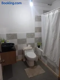 Acogedora y amplia Casa - Image 3