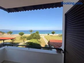 Villa Nikoleta - Beach Front luxury villa with beach access - Image 1